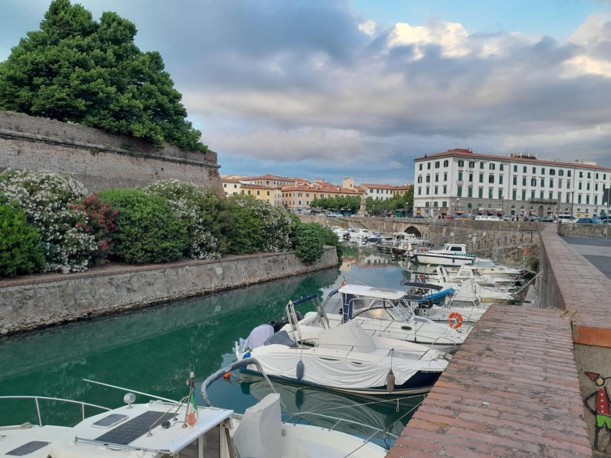 Casa Di Federica Camera Con Bagno Privato Esterno Livorno Eksteriør bilde