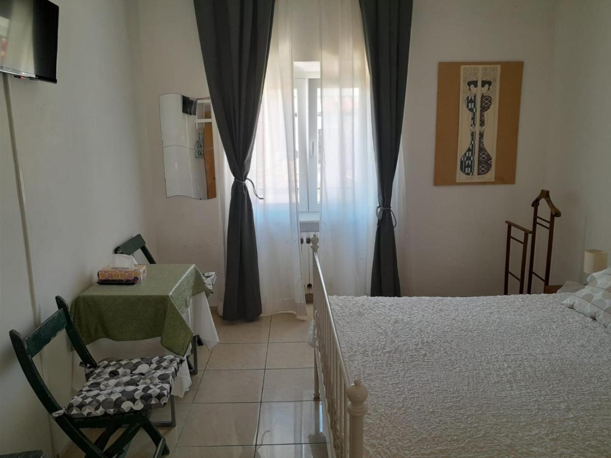 Casa Di Federica Camera Con Bagno Privato Esterno Livorno Eksteriør bilde